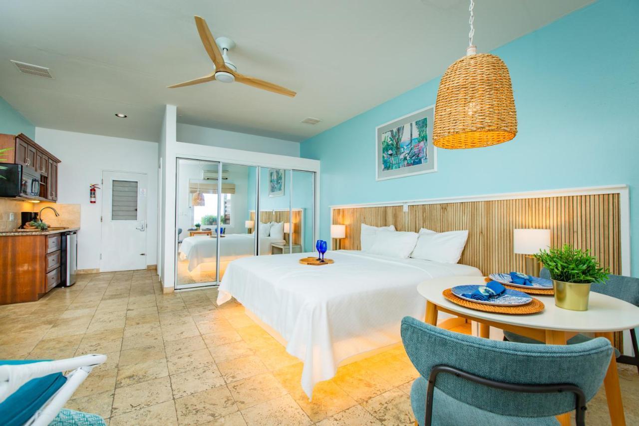 Tamarind Reef Resort Spa & Marina Кристианстед Екстериор снимка