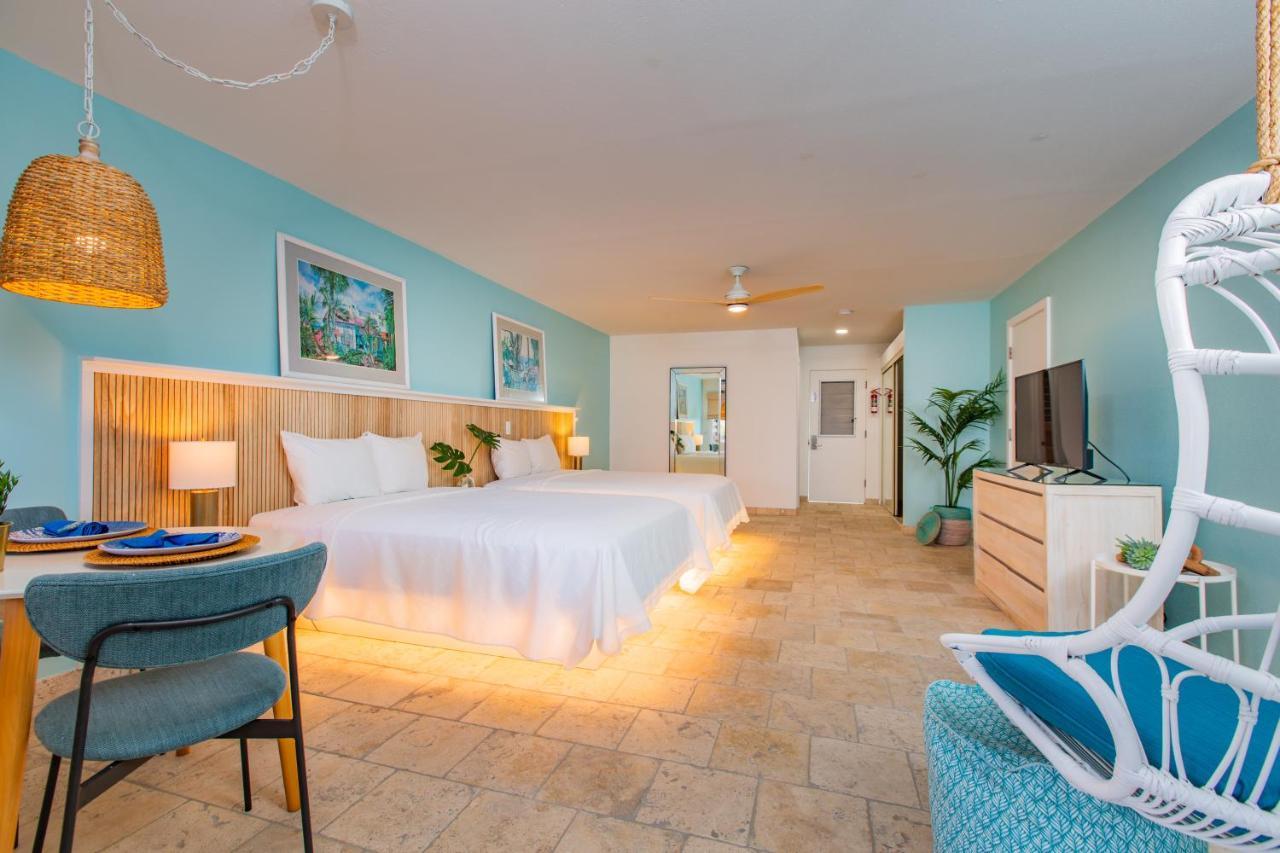 Tamarind Reef Resort Spa & Marina Кристианстед Екстериор снимка
