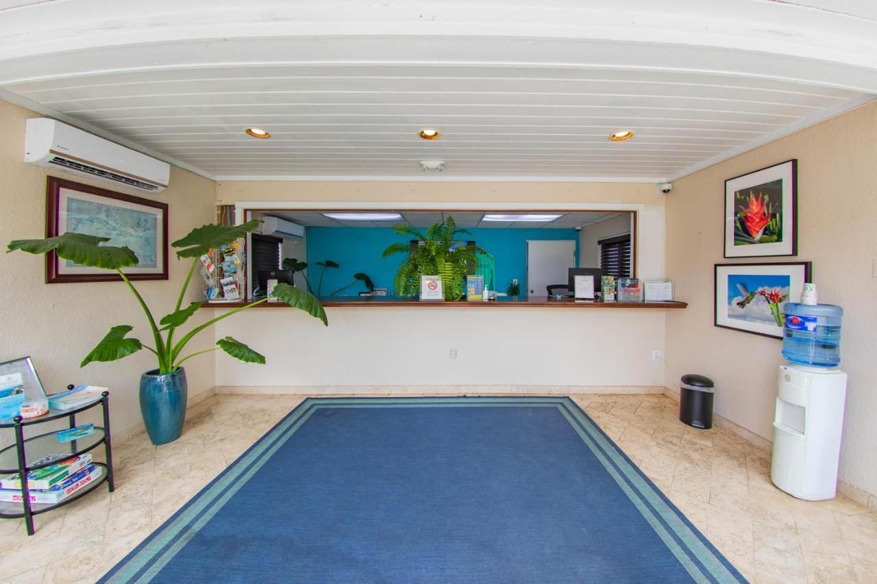 Tamarind Reef Resort Spa & Marina Кристианстед Екстериор снимка