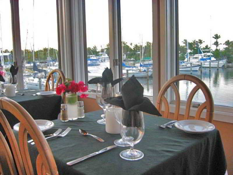 Tamarind Reef Resort Spa & Marina Кристианстед Екстериор снимка