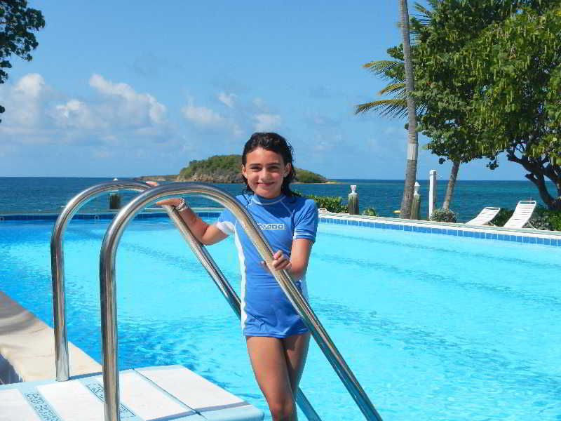 Tamarind Reef Resort Spa & Marina Кристианстед Екстериор снимка