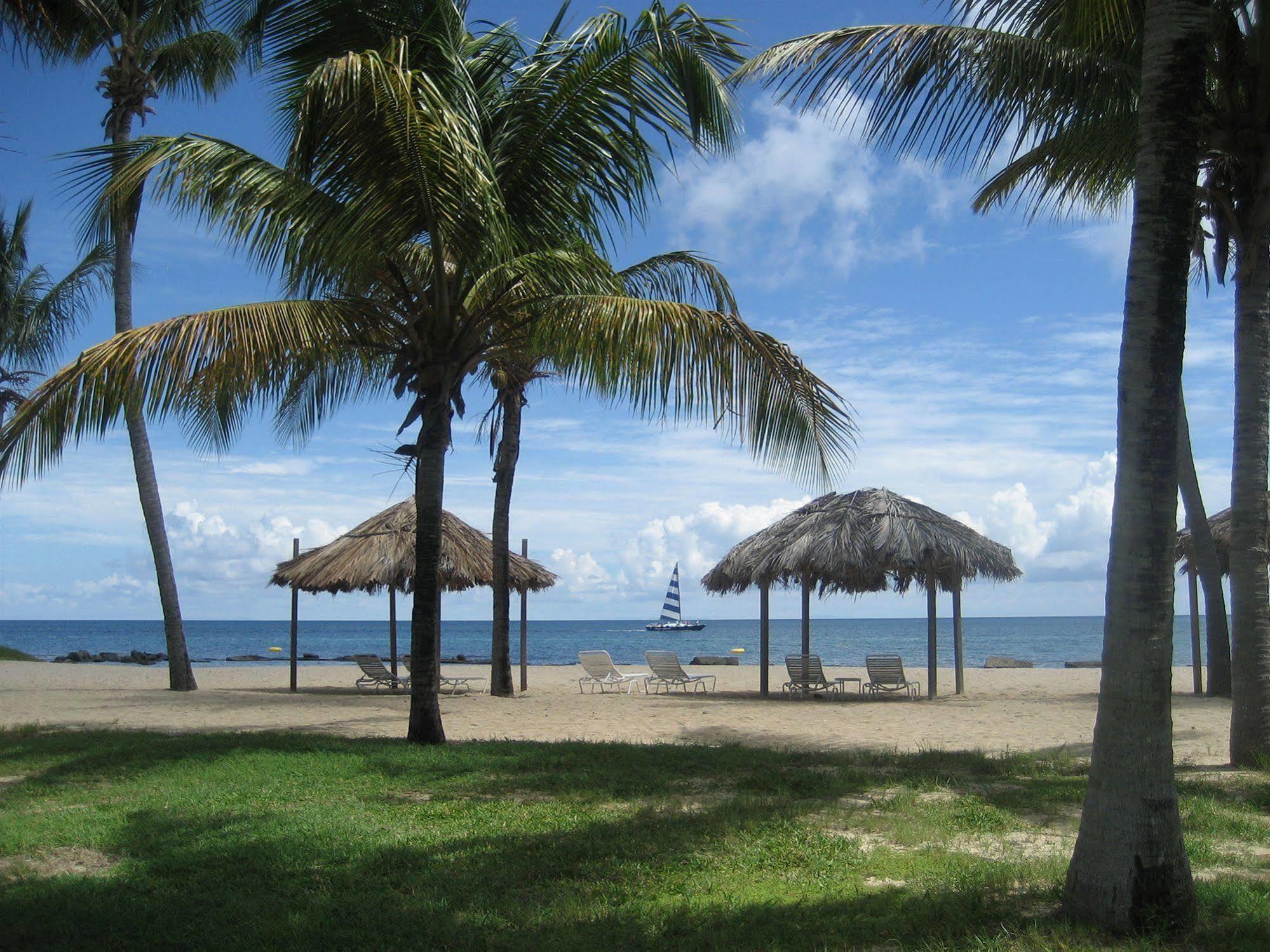 Tamarind Reef Resort Spa & Marina Кристианстед Екстериор снимка