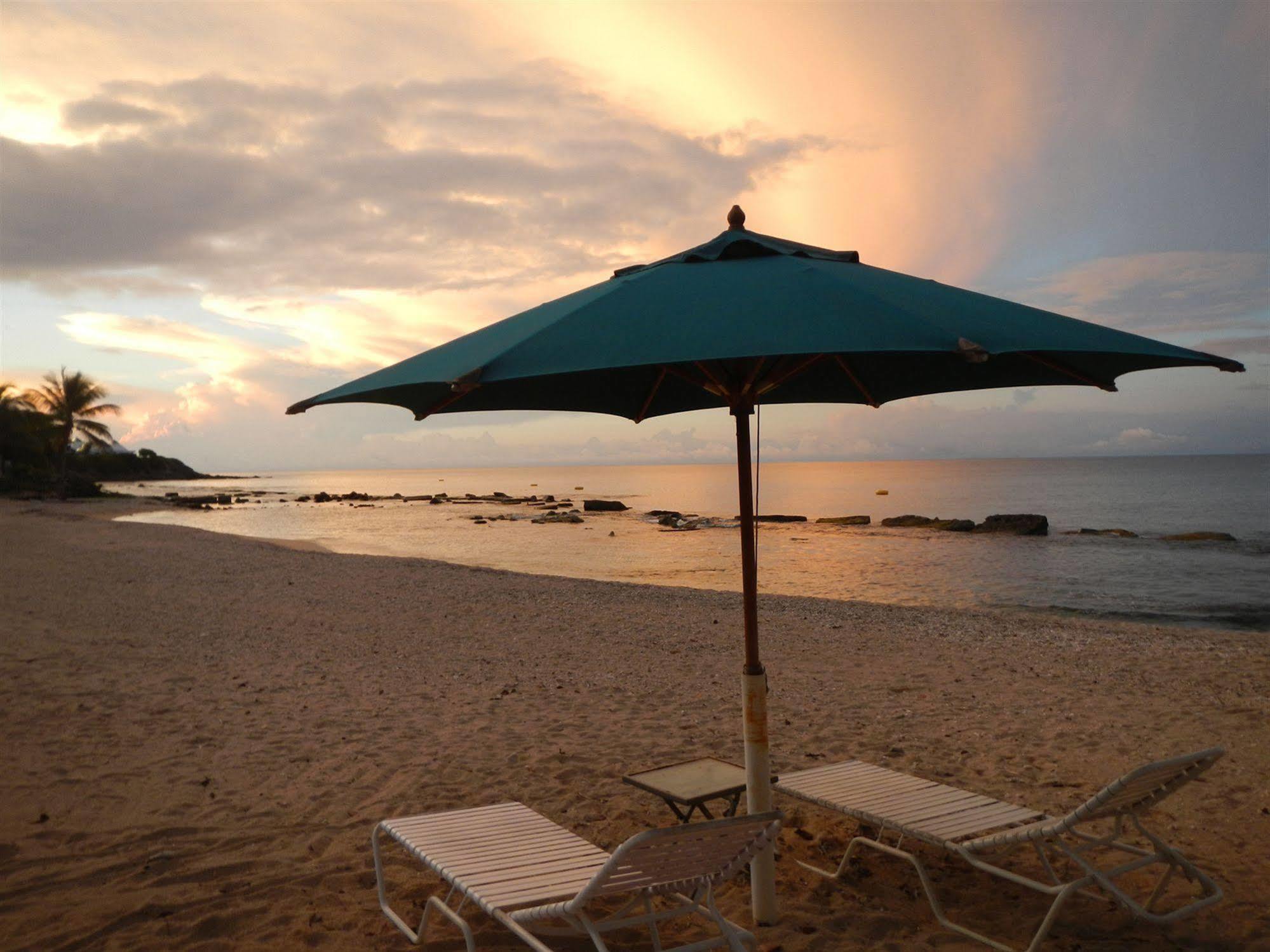 Tamarind Reef Resort Spa & Marina Кристианстед Екстериор снимка